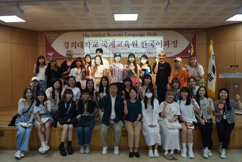 逾30位應用韓語學生參加韓國慶熙大學語文學習及交流活動。